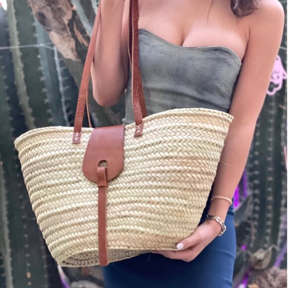 Handbags - NWOT French Style Panier Straw & Palm Leaf Market Tote